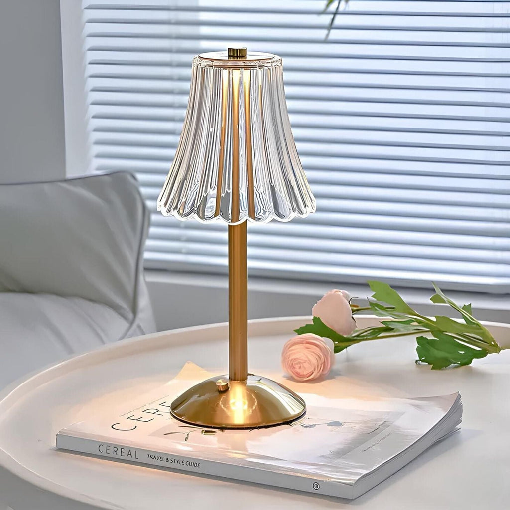 Junips | Crystal table lamp with warm light and built-in battery