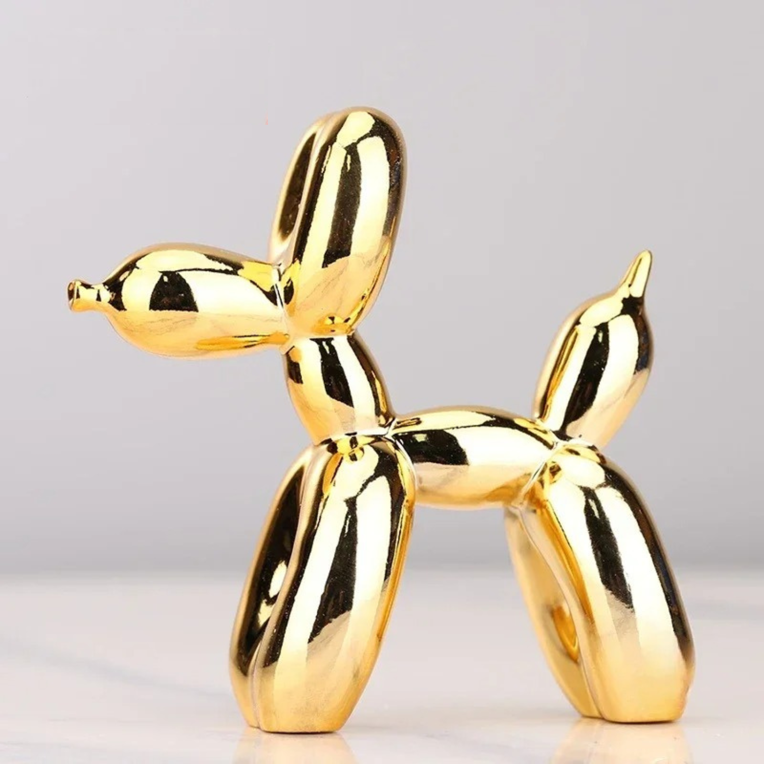 Junips | Balloon Dog Sculpture