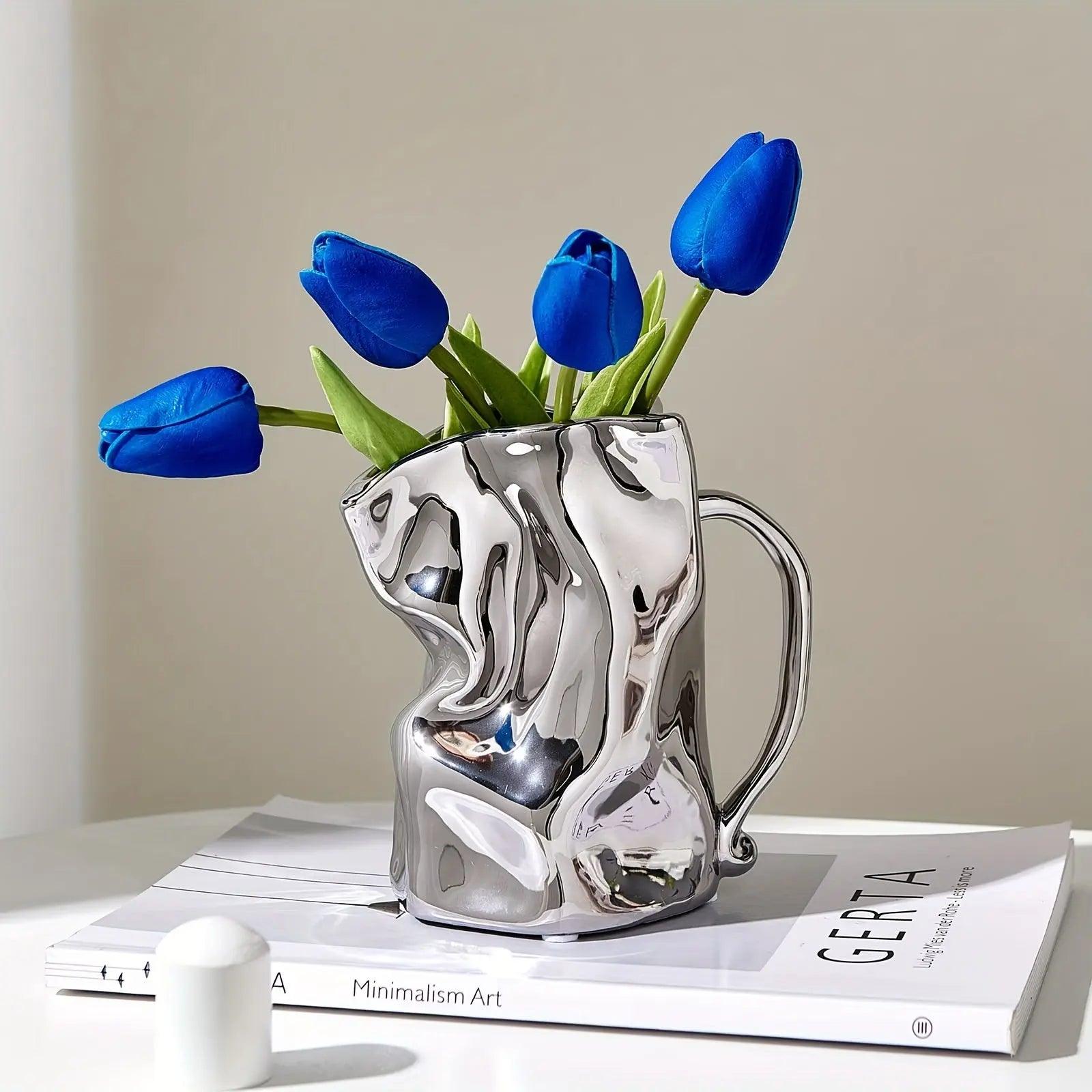 Junips | Modern - Ceramic Vase
