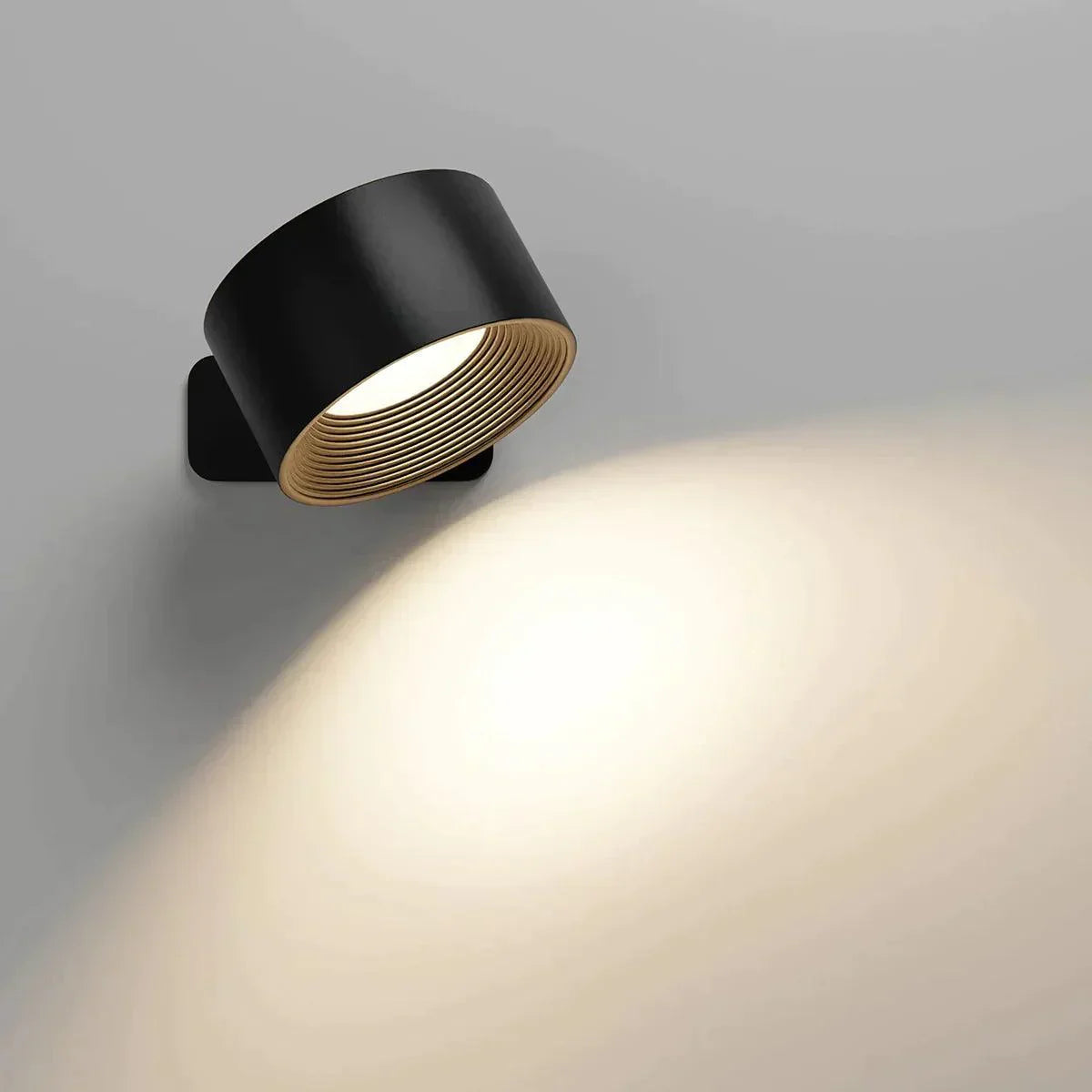 Junips | 360° wireless rechargeable wall light | Versatile LED lighting solution