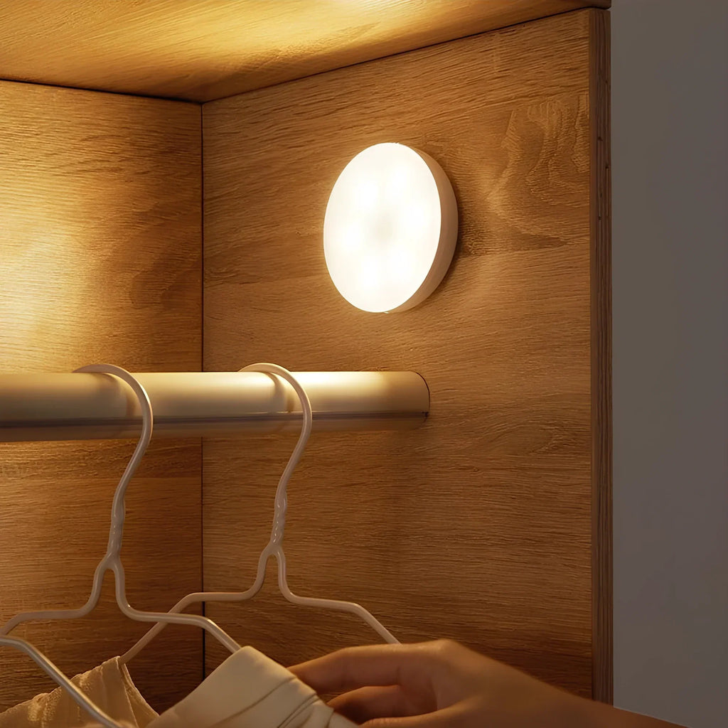 Junips | LED Night Light Motion Sensor Wall Lamp