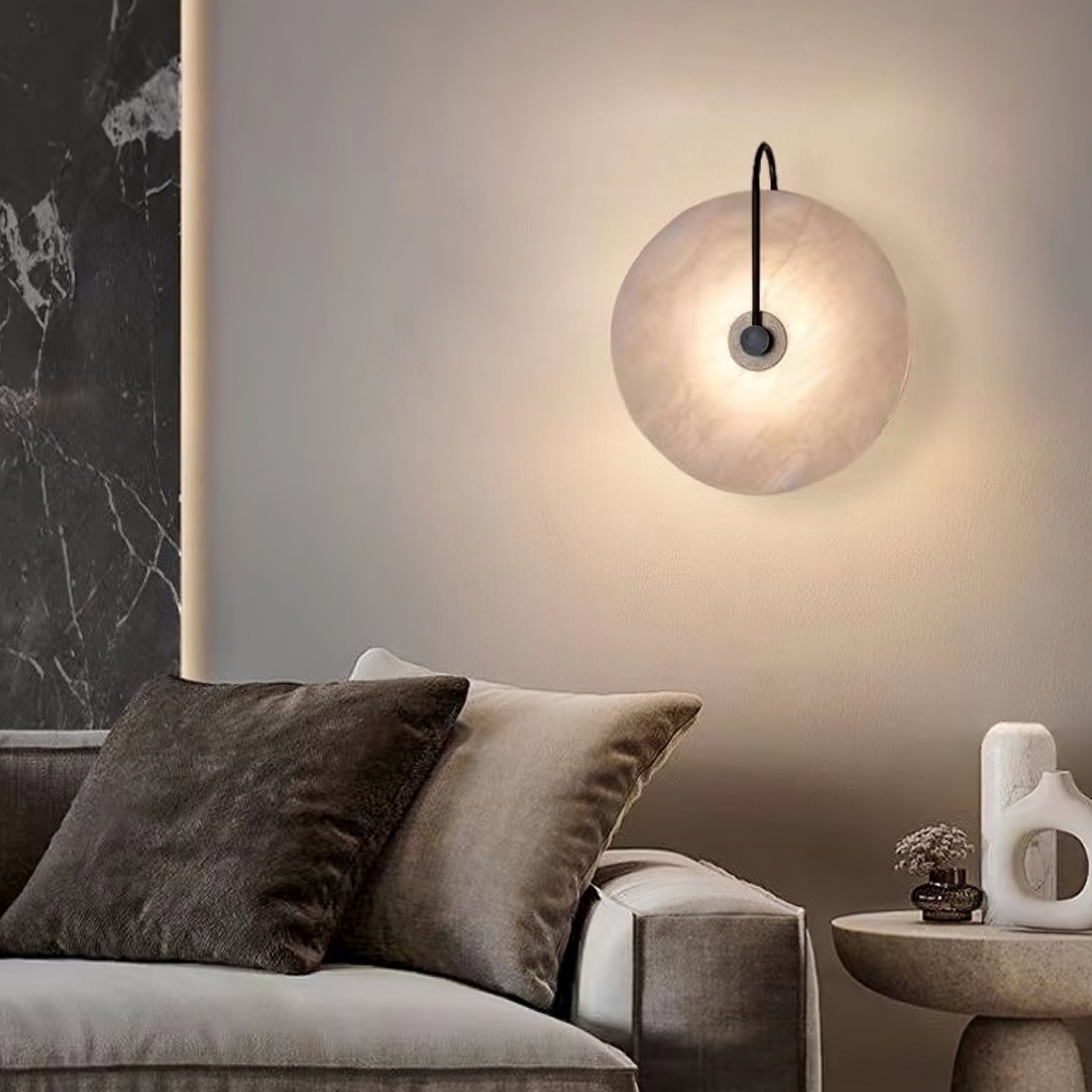 Junips | White Alabaster Wall Lamp