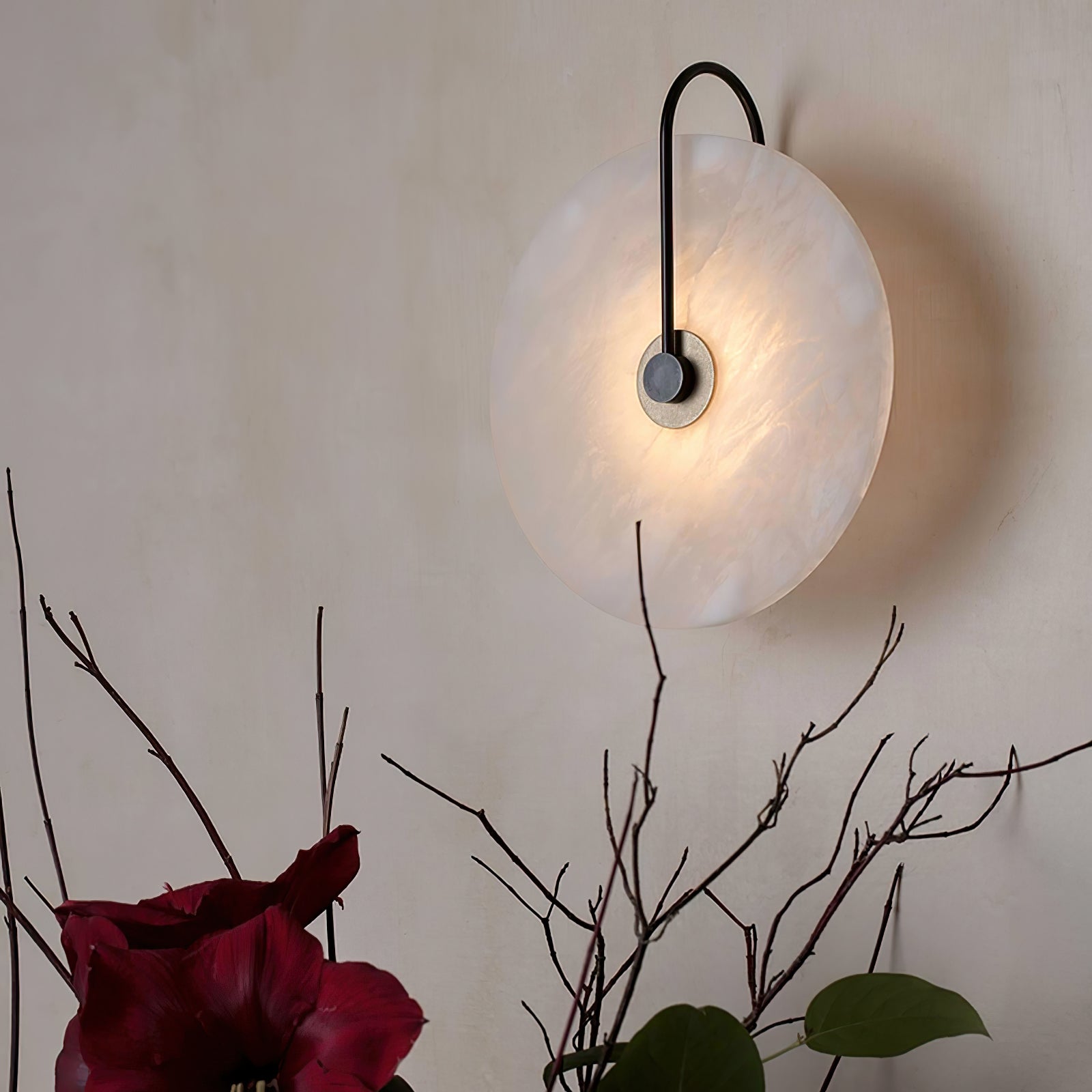 Junips | White Alabaster Wall Lamp