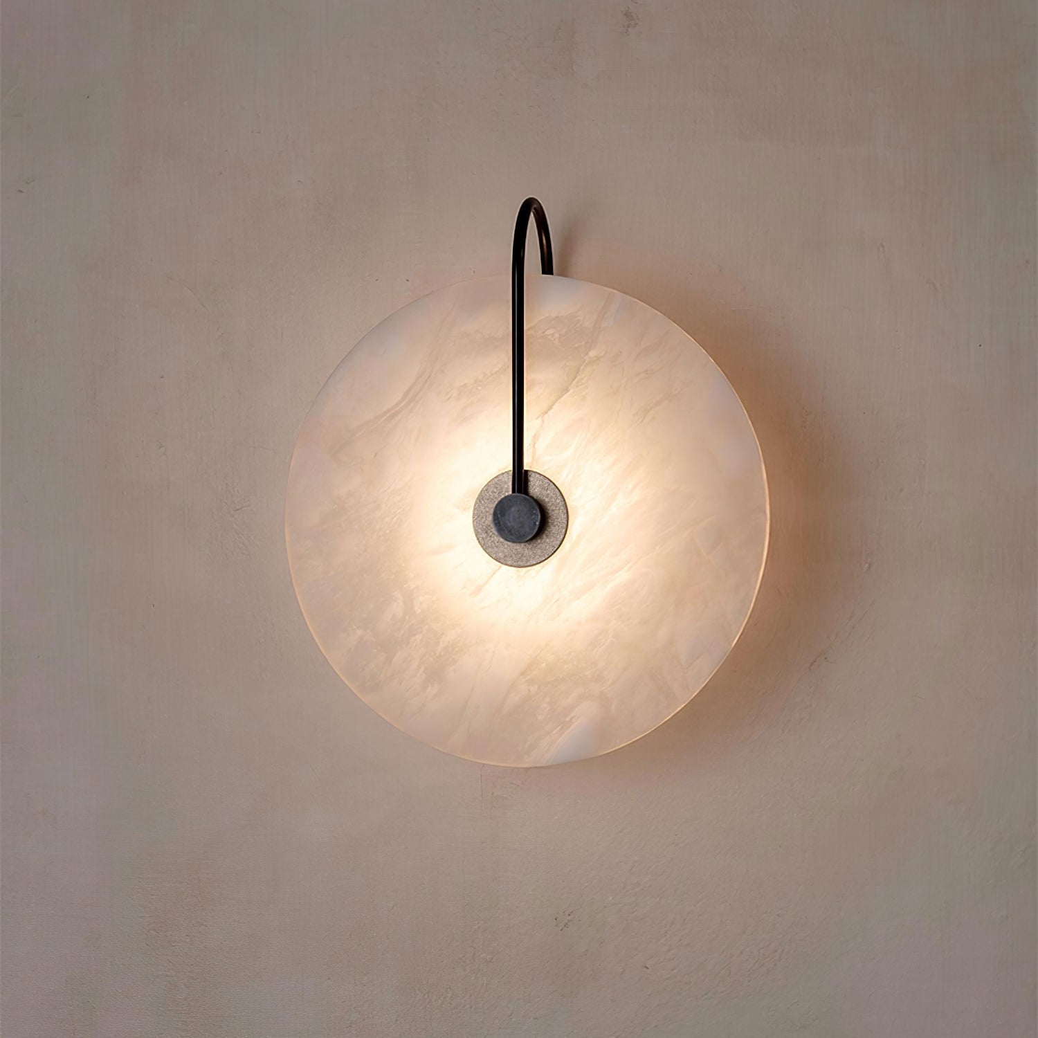 Junips | White Alabaster Wall Lamp