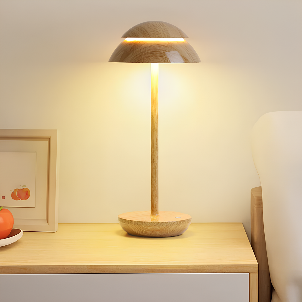 Junips | Modern Metal Table Lamp