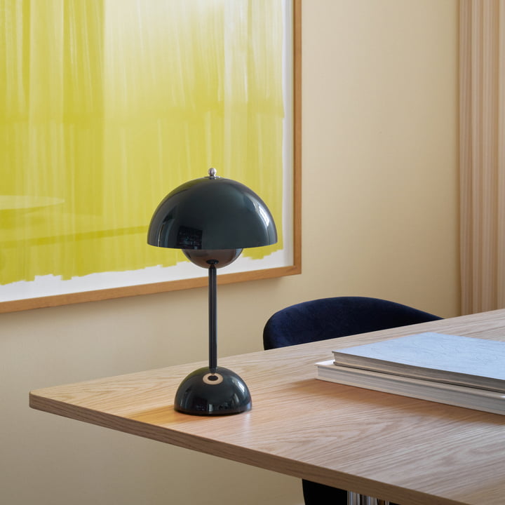 Junips | Lunarglo | LED table lamp