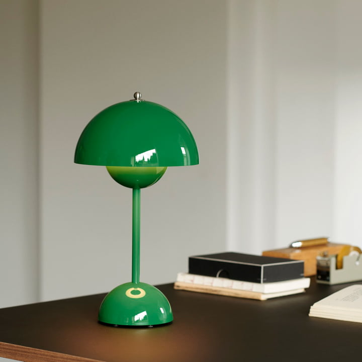 Junips | Lunarglo | LED table lamp
