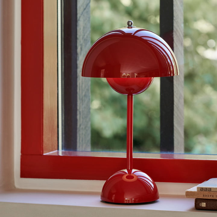 Junips | LunarGlow - LED table lamp for a cozy interior