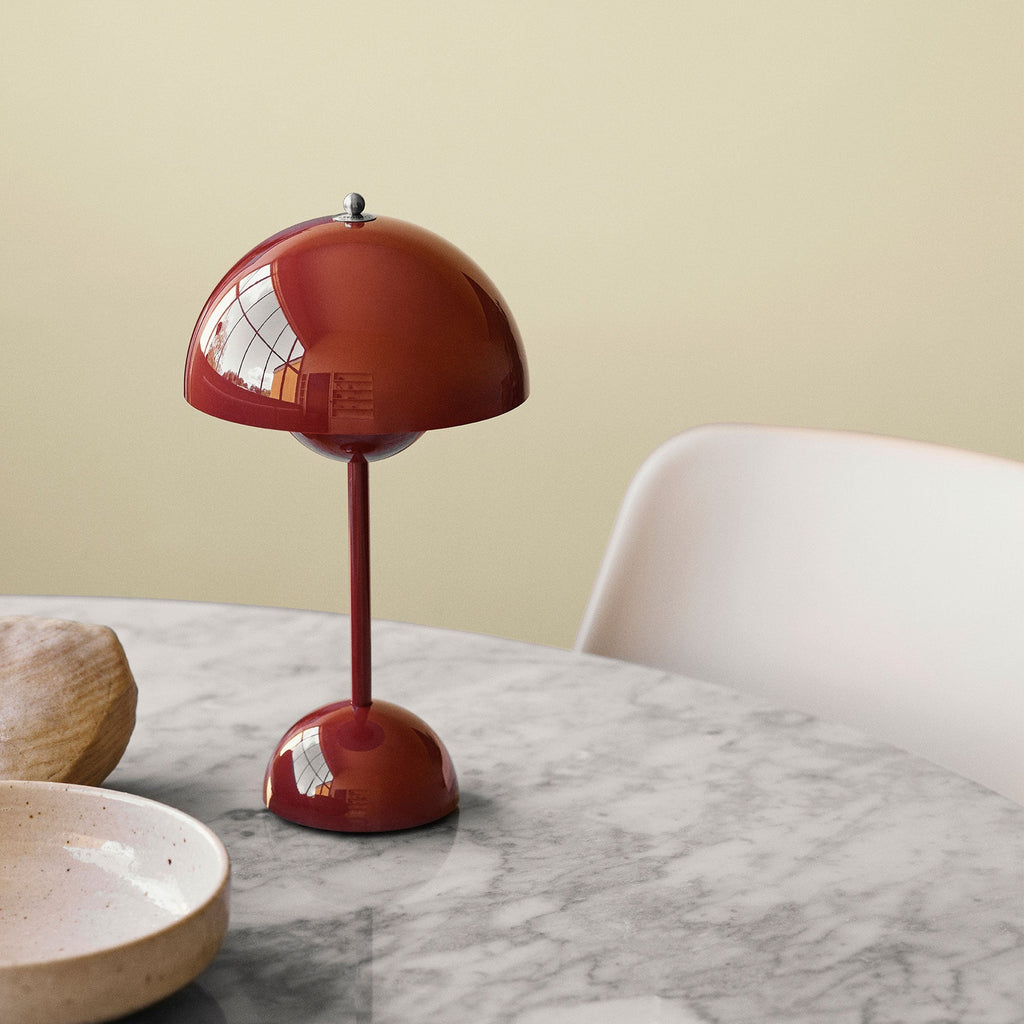 Junips | LunarGlow - LED table lamp for a cozy interior