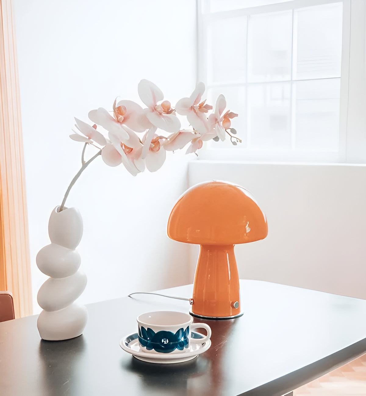 Junips | GlowMush – Scandinavian table lamp with artistic warmth