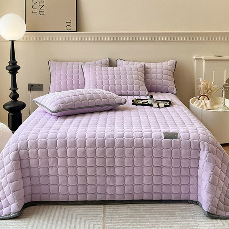 Junips | Modern Soft Throw Blanket with Square Texture – Stylish Fluffy Bed & Sofa Cover