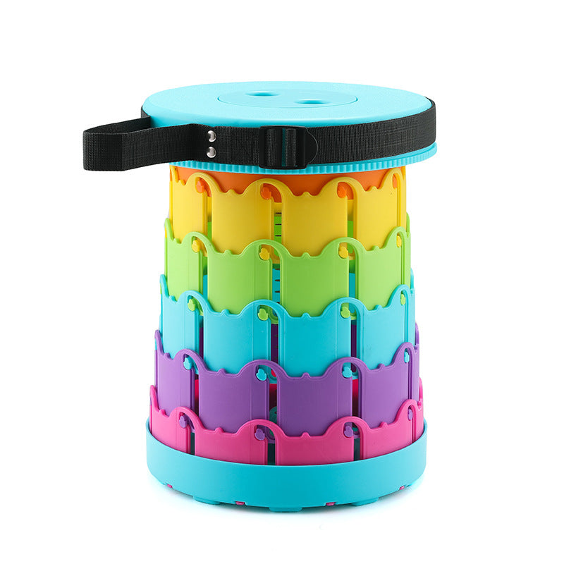 Junips | Improved retractable folding stool
