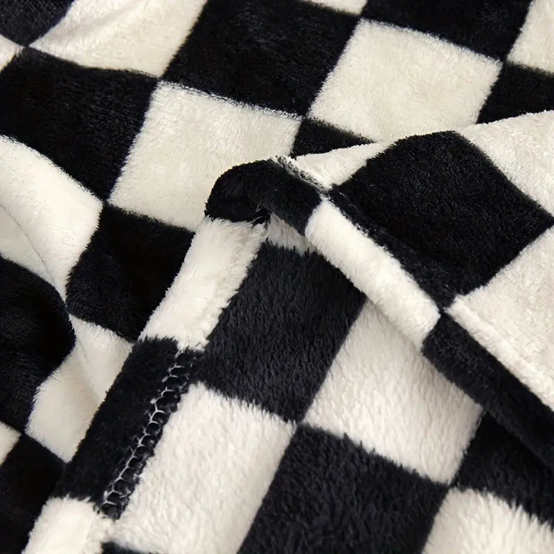 Junips | Classic Check Blanket – Soft and Warm Blanket for Sofa and Bedroom