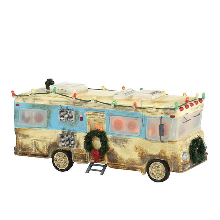Junips | National Lampoon’s Christmas Vacation-Inspired Ceramic Village