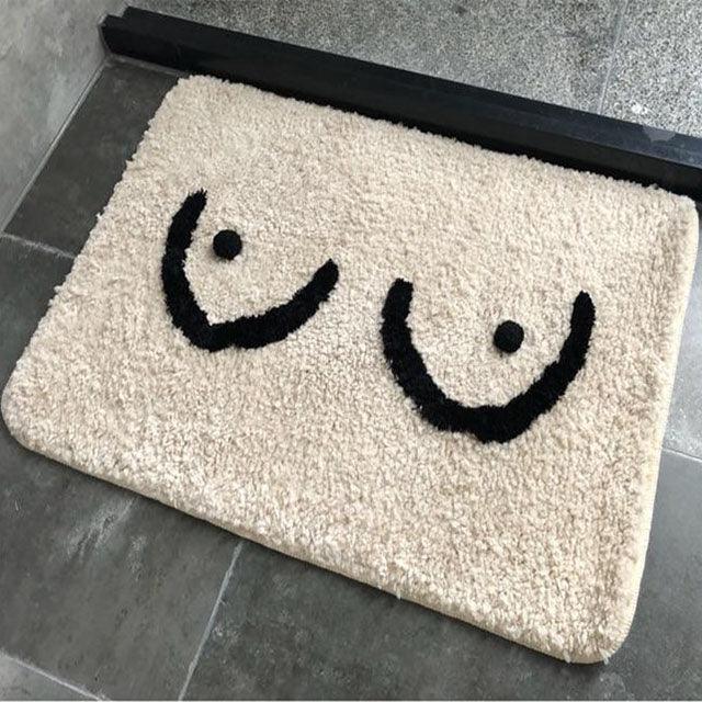 Junips | Bath mat with tits