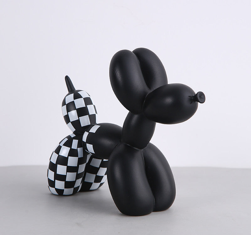 Junips | Black and white balloon dog