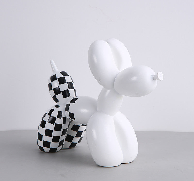 Junips | Black and white balloon dog