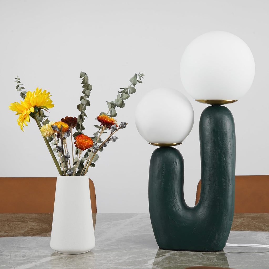 Junips | Contemporary Style Table Lamp with Natural Accent