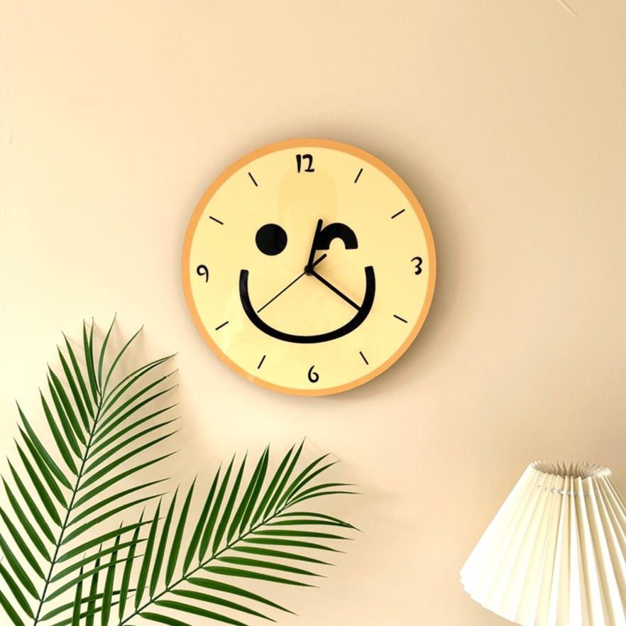 Junips | Wall clock with yellow smiley cartoon