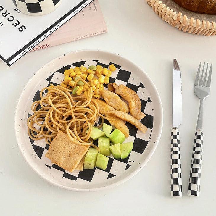Junips | RetroChef – Stylish stainless steel cutlery with checkerboard pattern
