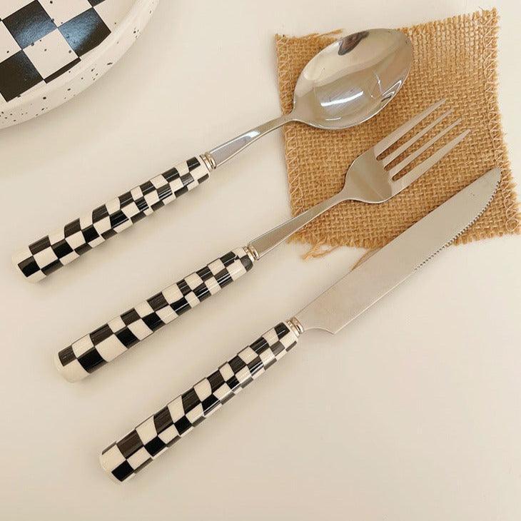 Junips | Frendorf Checked Stainless Steel Silver Cutlery Black Red Yellow Green