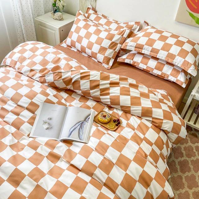 Junips | Checked Bedding Set