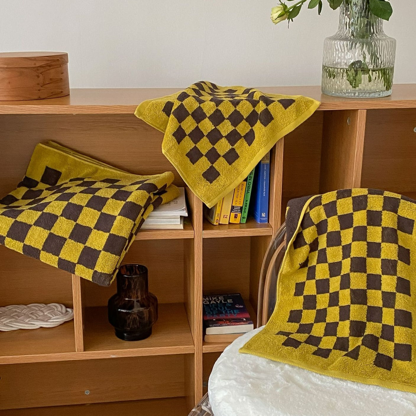 Junips | Checkerboard Plus Towel Collection