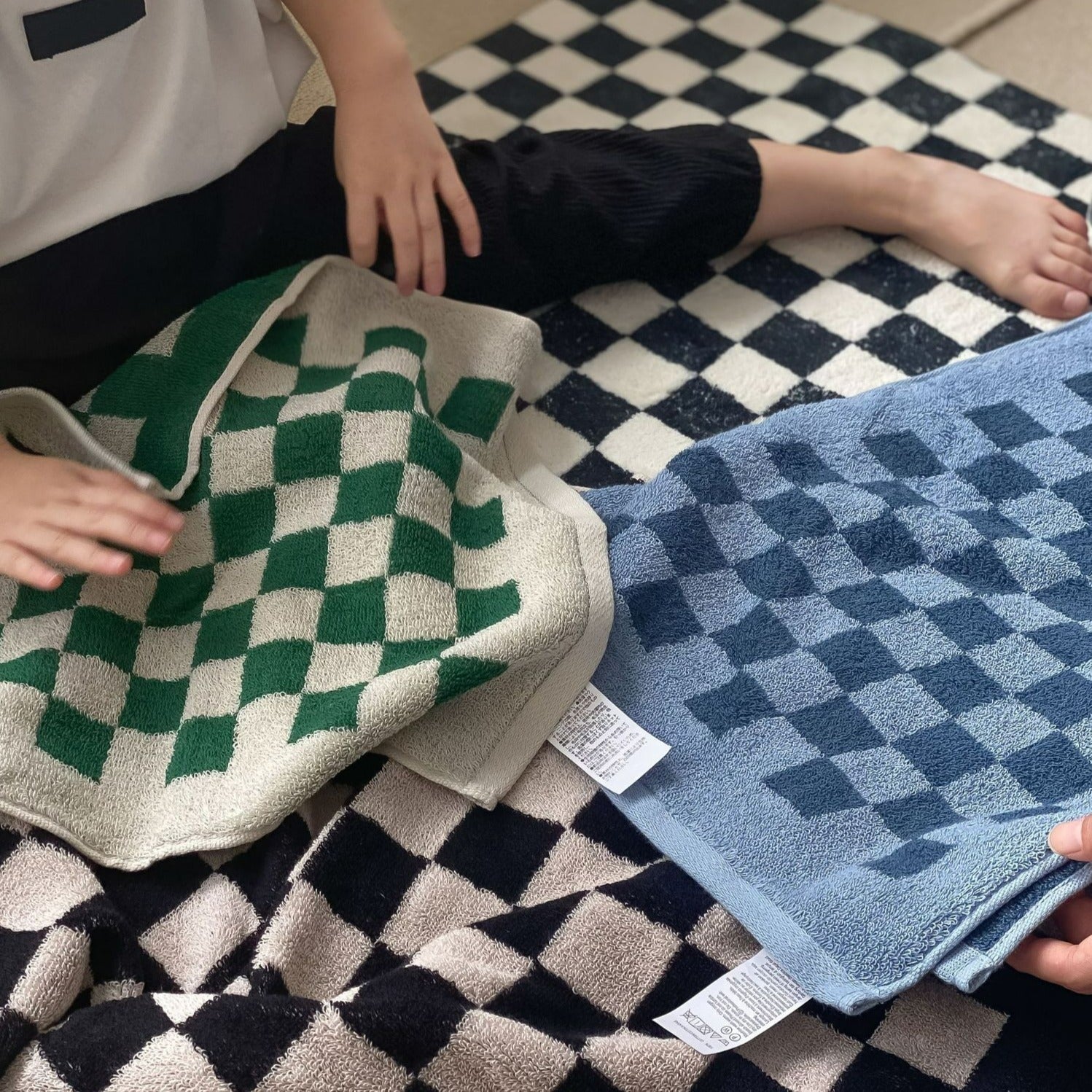 Junips | Checkerboard Plus Towel Collection