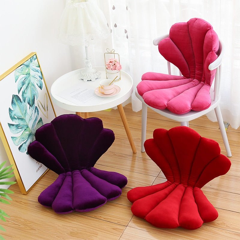 Junips | Chic Velvet Shell Cushion - Luxurious and Stylish Cushion for Living Room, Bedroom
