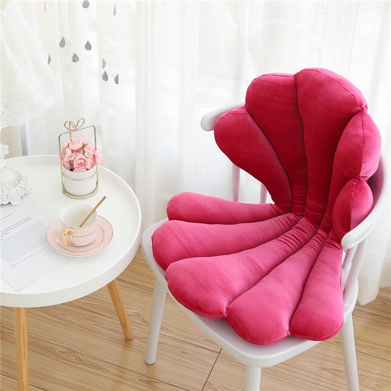 Junips | Chic Velvet Shell Cushion - Luxurious and Stylish Cushion for Living Room, Bedroom