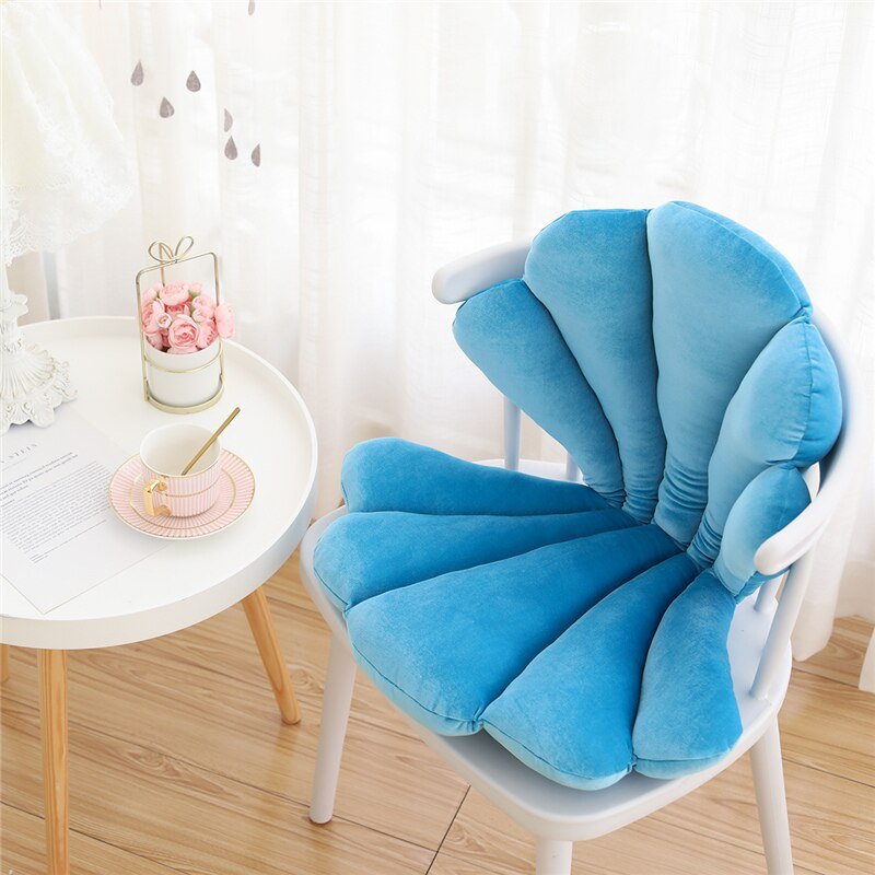 Junips | Chic Velvet Shell Cushion - Luxurious and Stylish Cushion for Living Room, Bedroom