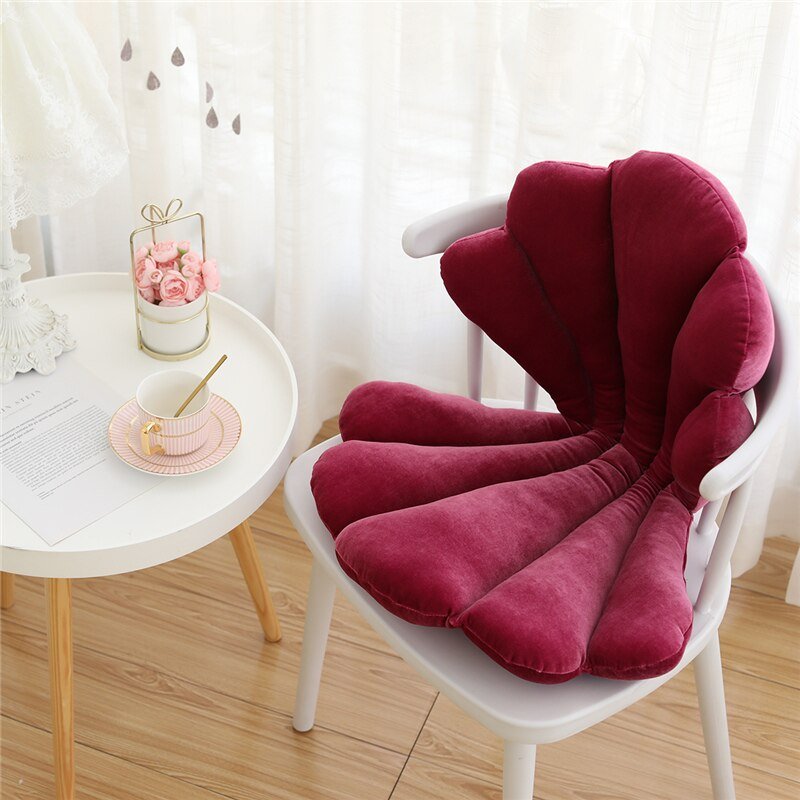 Junips | Chic Velvet Shell Cushion - Luxurious and Stylish Cushion for Living Room, Bedroom