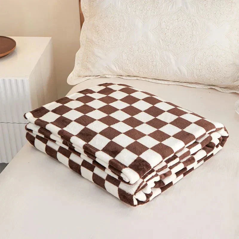 Junips | Classic Checkered Pattern Sofa Blanket