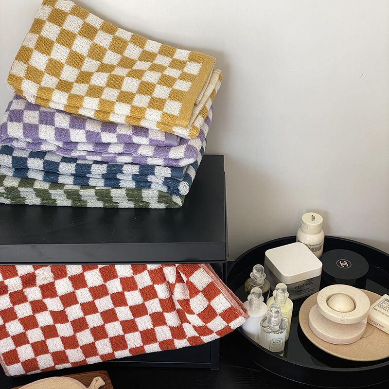 Junips | Classic Checkerboard Towel Collection