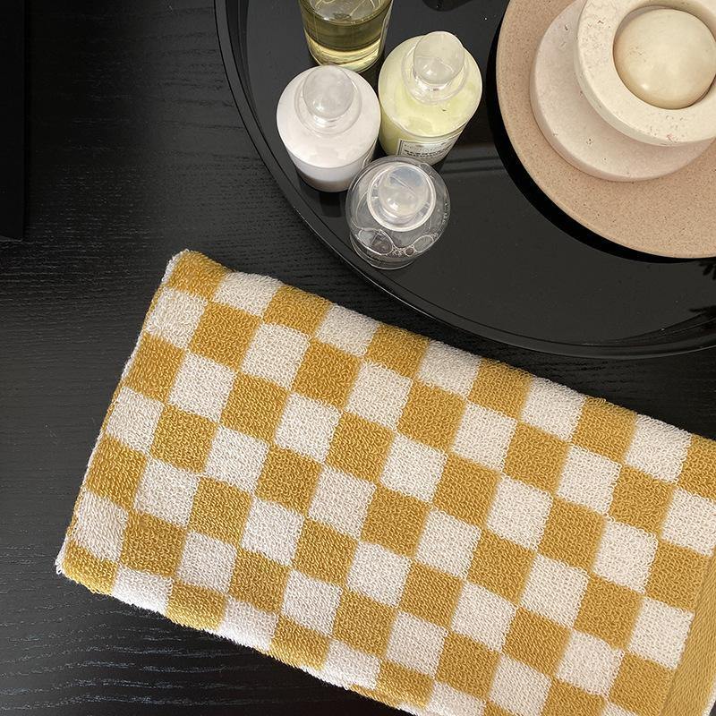 Junips | Classic Checkerboard Towel Collection