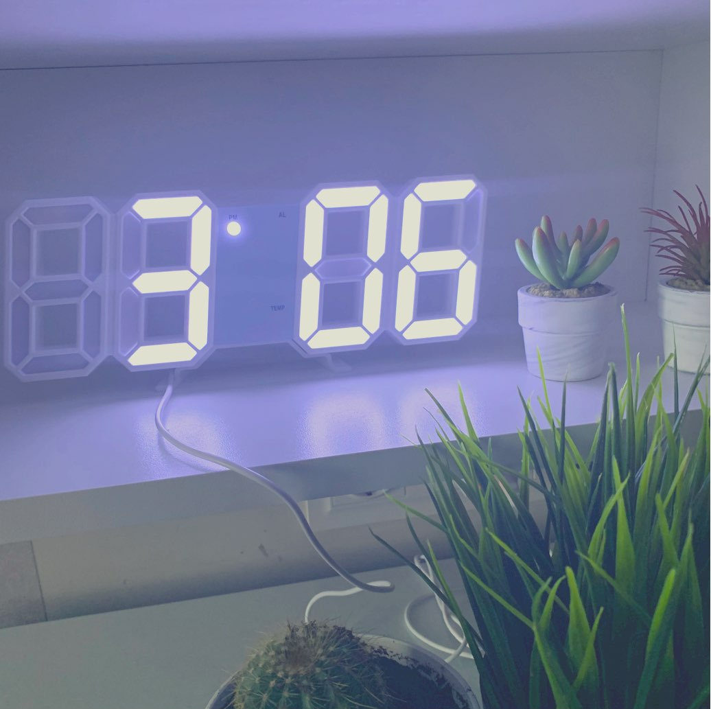Junips | Digital LED Alarm Clock