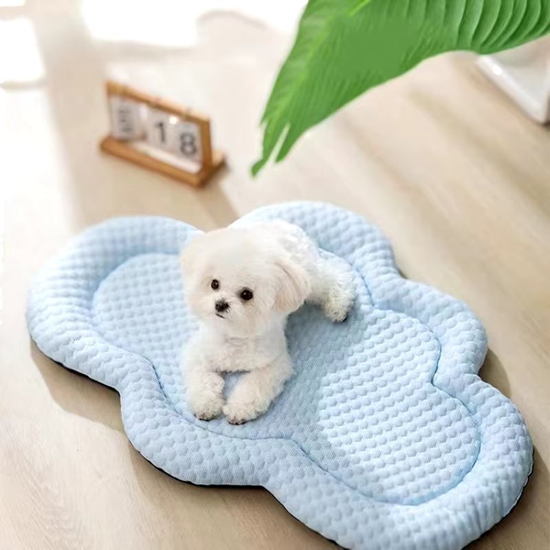 Junips | CLOUDCOOL – Breathable Cooling Mat for Dogs on Hot Days