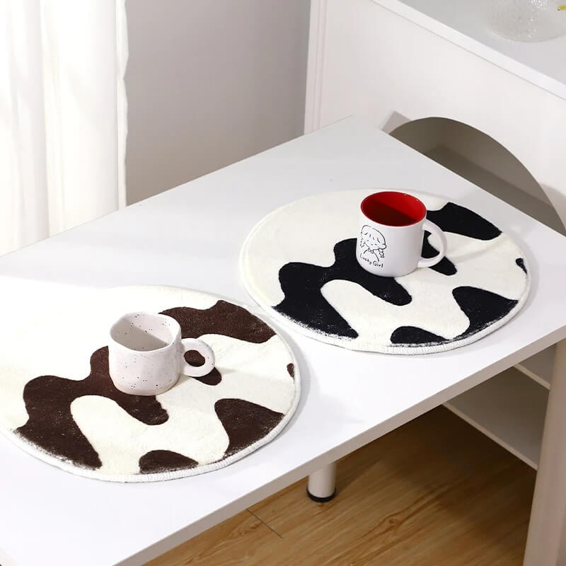 Junips | Curvy Checker Mini Tufted Carpet