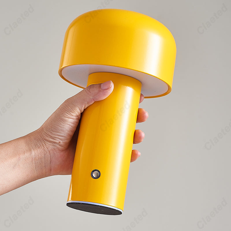 Junips | Bellhop Table Lamp