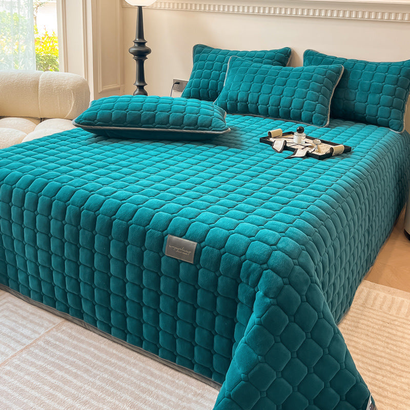 Junips | Modern Soft Throw Blanket with Square Texture – Stylish Fluffy Bed & Sofa Cover