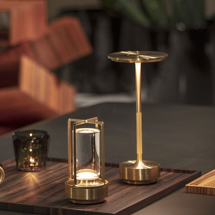 Junips | Cordless Table Lamp - Dimmable & Rechargeable Desk Light