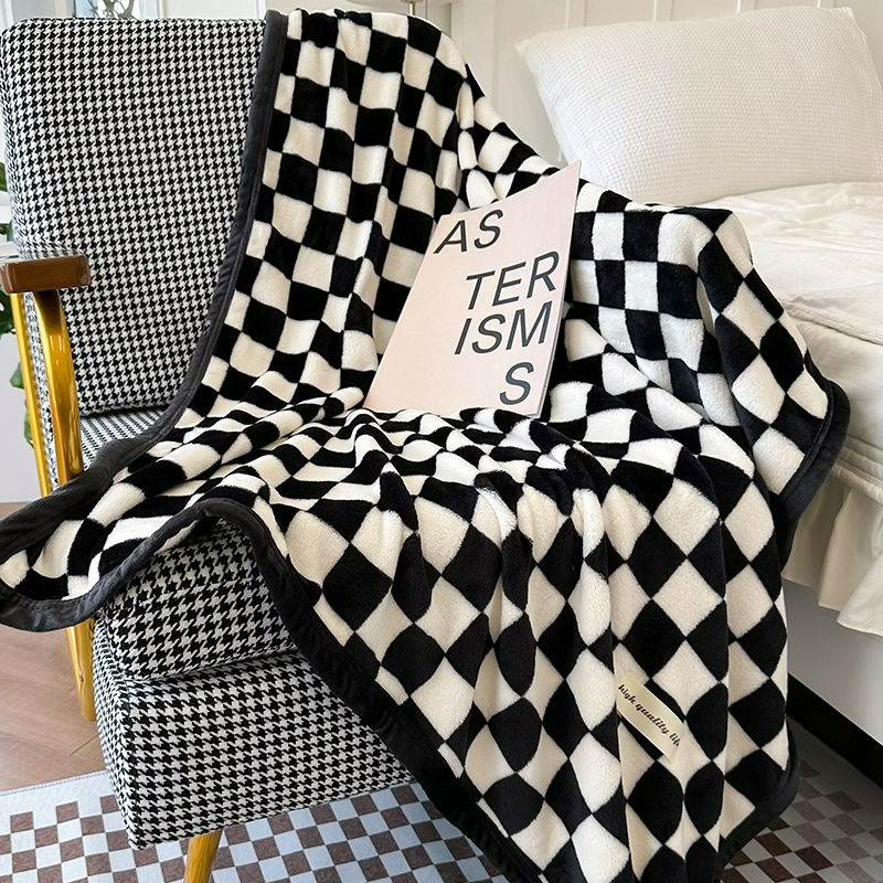 Junips | PlaidComfort | Flannel blanket checked