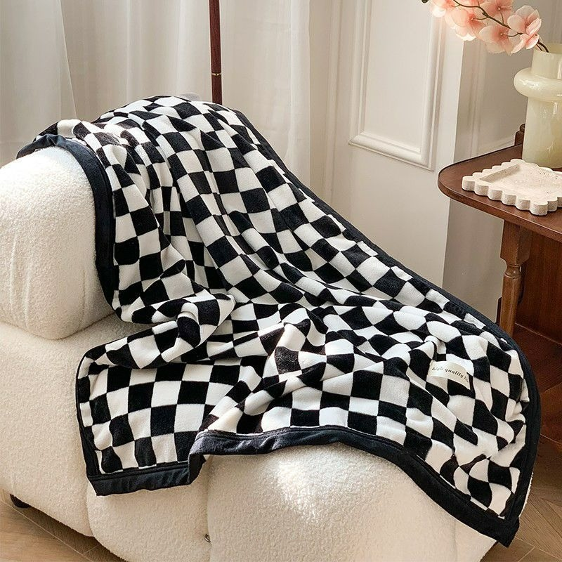 Junips | PlaidComfort | Flannel blanket checked