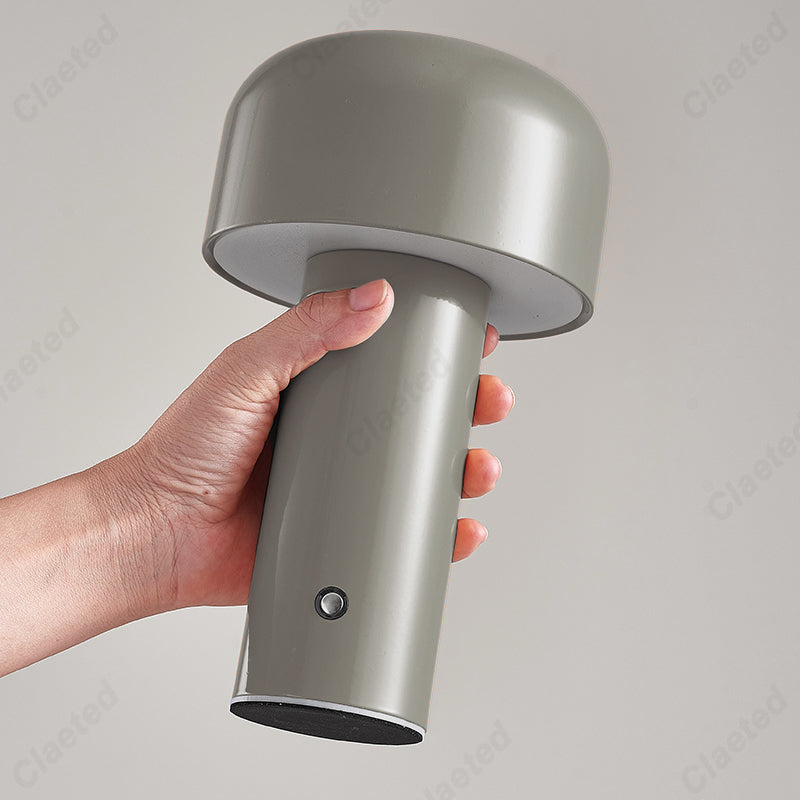Junips | Bellhop Table Lamp