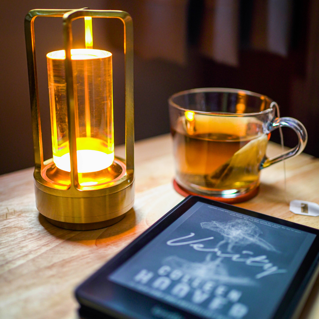 Junips | Table Lamp with Crystal Glass Ambient Light