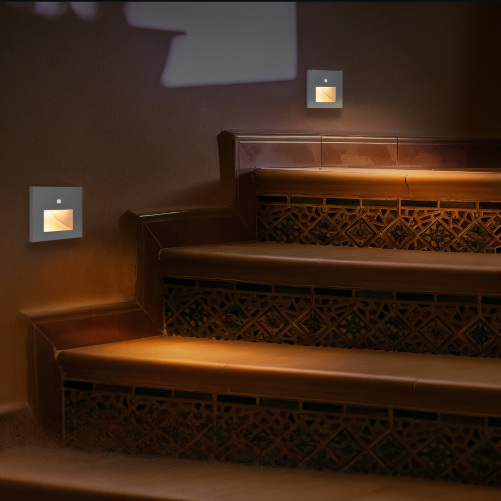 Junips | LED Motion Sensor Stair Light for Indoor Use