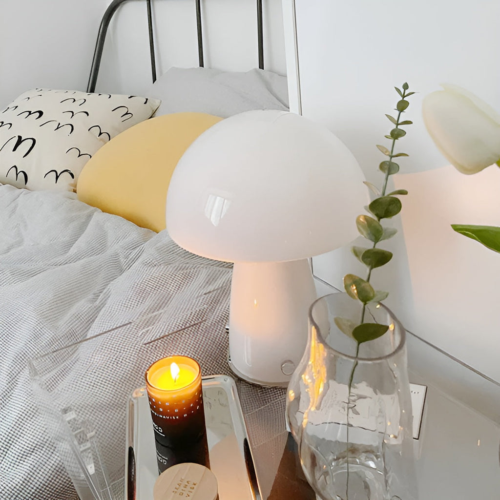 Junips | GlowMush – Scandinavian table lamp with artistic warmth