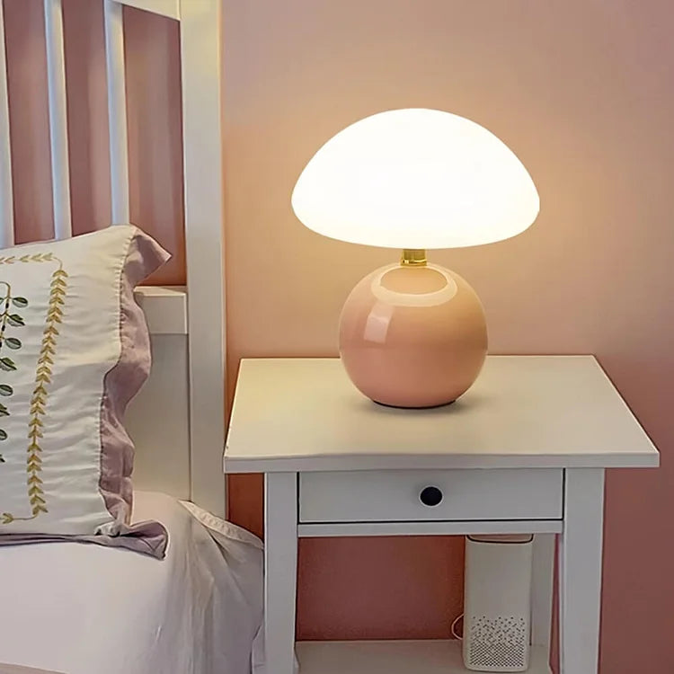 Junips | Ceramic Table Lamp with Soft Warm Lighting