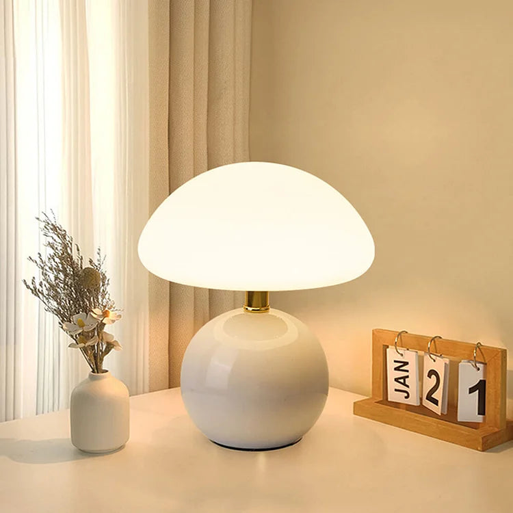 Junips | Ceramic Table Lamp with Soft Warm Lighting
