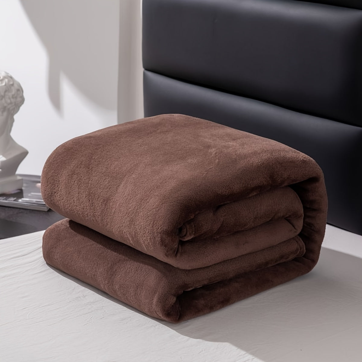 Junips | Soft and warm gray flannel blanket for all seasons